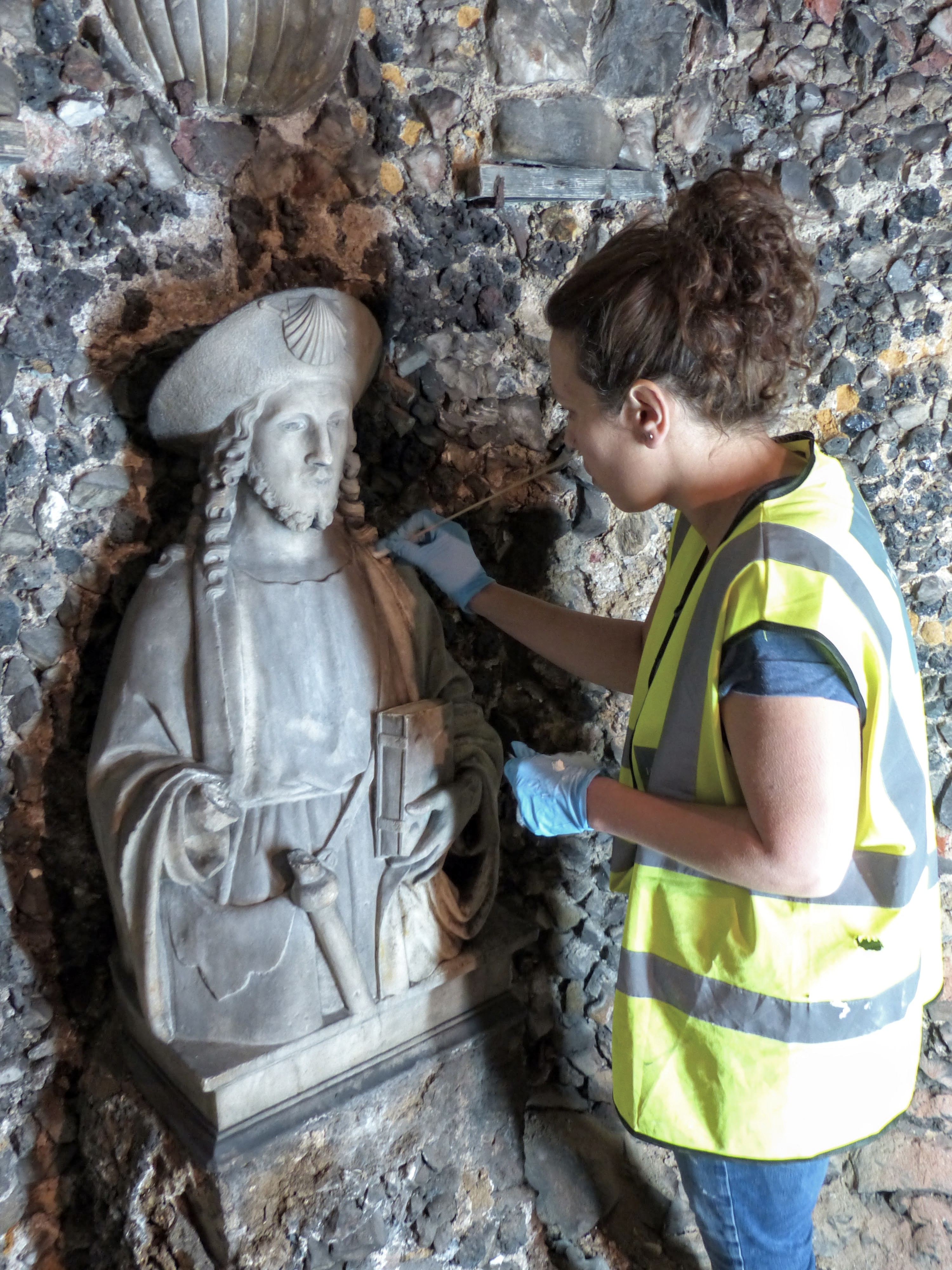 Cleaning the statue of St James